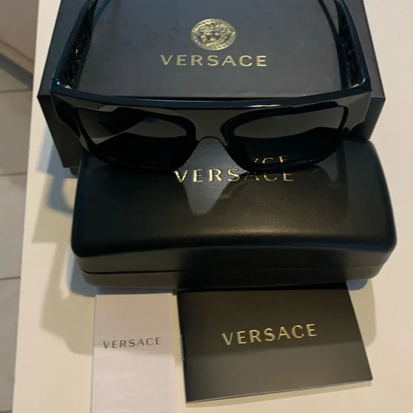 Versace | Accessories | Versace Cut Outs Beautiful All  display picture 1